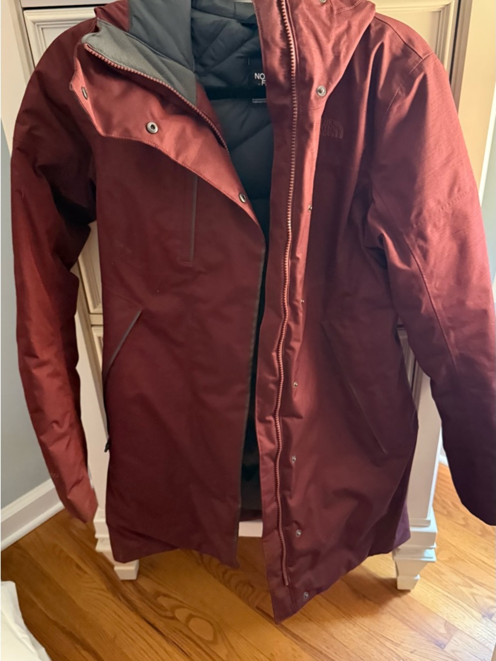 The North Face Women’s Maroon Waterproof Parka Jacket